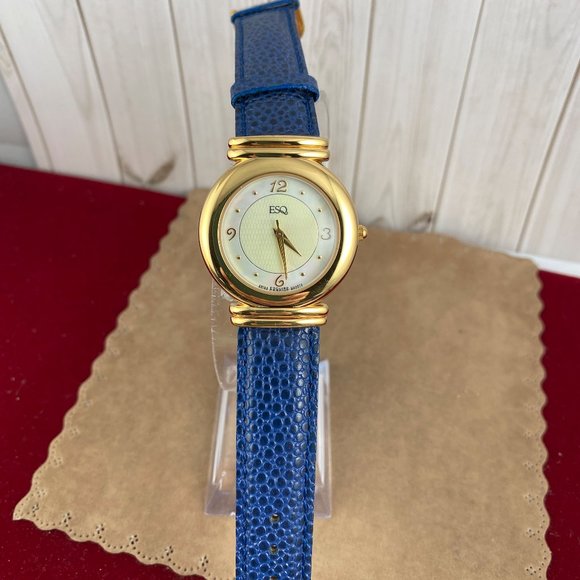Vintage Movado Simply Esquire Gold Plated Watch Sculptured Lugs main image 6